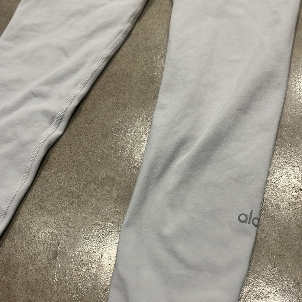 Alo Yoga High Rise Dash Leggings Light Grey Size XS - Picture 6 of 9